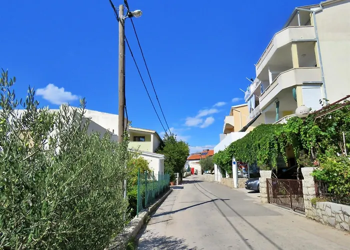 Apartments Nemira